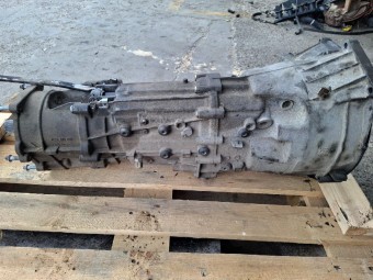 CUTIE VITEZE MANUALA 6 TREPTE BMW X3 OEM: GS6X37BZ.