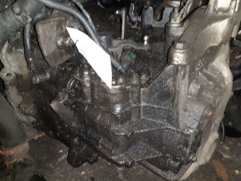 CUTIE VITEZE MANUALA 6 TREPTE FORD FOCUS II OEM: MMT6.