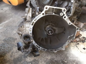 CUTIE VITEZE MANUALA 6 TREPTE MAZDA 6 OEM: A601-17-01XC.