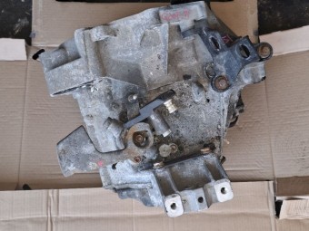 CUTIE VITEZE MANUALA VOLKSWAGEN GOLF VI OEM: LEG.