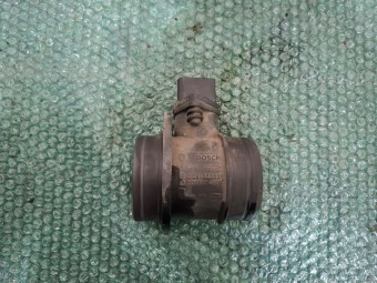 DEBITMETRU SKODA OCTAVIA II OEM: 038906461B.