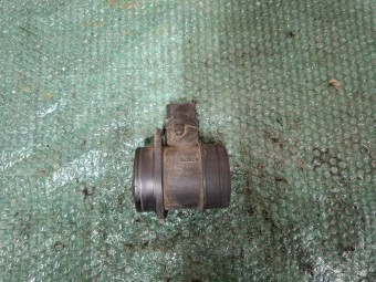 DEBITMETRU VOLKSWAGEN CADDY III OEM: 038906461B.