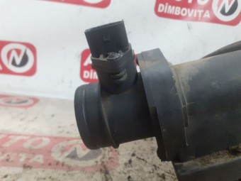 DEBITMETRU VOLKSWAGEN GOLF V OEM: 038906461B/0281002531.