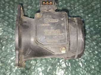 DEBITMETRU VOLKSWAGEN PASSAT B5 OEM: 058133471.