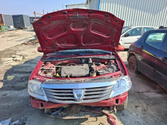   Dezmembram DACIA LOGAN I 2012 1.2 (D4F-F7)