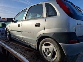   Dezmembram OPEL CORSA C 2001 1.2 (Z12XE)