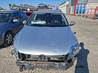   Dezmembram VOLKSWAGEN PASSAT B7 2012 2.0 (CFFB)