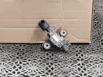 ELECTROVALVA VACUUM TOYOTA COROLLA OEM: 25819-27020.