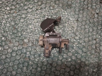 ELECTROVALVA VACUUM VOLKSWAGEN PASSAT B5.5 OEM: 1J0906283A.