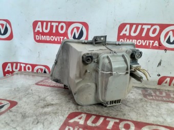 FAR DREAPTA MERCEDES VITO (W638) OEM: 6388200161.