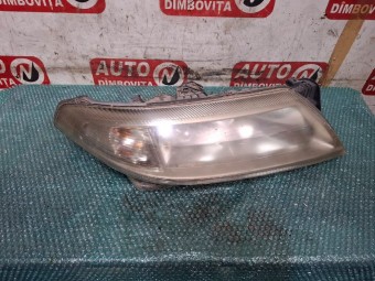 FAR DREAPTA RENAULT LAGUNA II OEM: 8200002466.