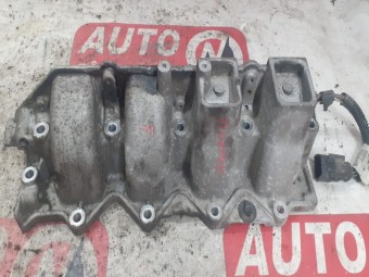GALERIE ADMISIE RENAULT FLUENCE OEM: 8200242864.