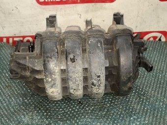 GALERIE ADMISIE VOLKSWAGEN GOLF V OEM: 03C129711F.