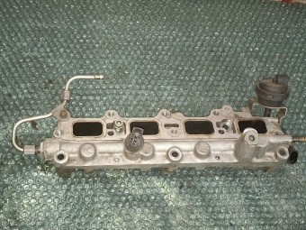 GALERIE ADMISIE VOLKSWAGEN GOLF V OEM: 03C133204A.