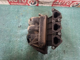 GALERIE ADMISIE VOLKSWAGEN POLO 9N OEM: 03E129711C.