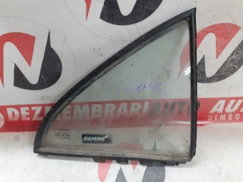 GEAM CAROSERIE DREAPTA SPATE TOYOTA AVENSIS 