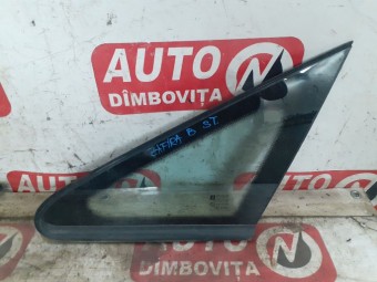 GEAM CAROSERIE STANGA FATA OPEL ZAFIRA B 