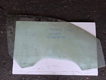 GEAM DREAPTA FATA FORD FIESTA 