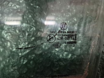 GEAM STANGA FATA VOLKSWAGEN POLO 6R OEM: 43R01142.