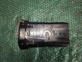 GRILA AER BORD CENTRU FORD FOCUS II OEM: 4M51-A014L21-AE.