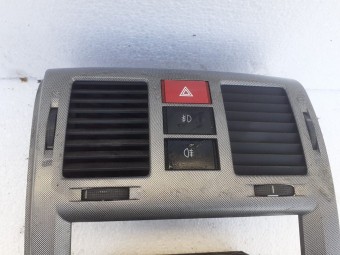 GRILA AER BORD CENTRU HYUNDAI GETZ 