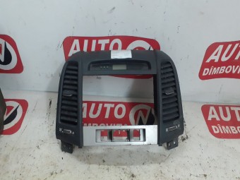 GRILA AER BORD CENTRU HYUNDAI SANTA FE II OEM: 945102B000.