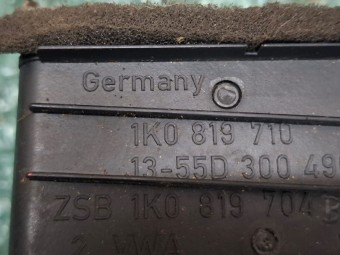 GRILA AER BORD CENTRU VOLKSWAGEN GOLF V OEM: 1K0819710.