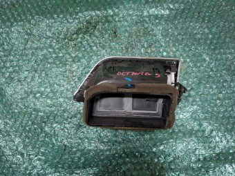 GRILA AER BORD DREAPTA SKODA OCTAVIA III OEM: 5E0819702.