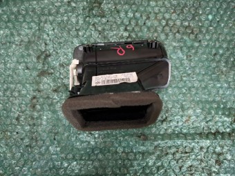GRILA AER BORD DREAPTA VOLKSWAGEN POLO 6R OEM: 6C0819704.