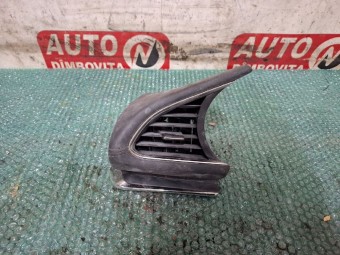 GRILA AER BORD STANGA MAZDA 3 OEM: BDGF-64832.