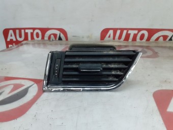 GRILA AER BORD STANGA SKODA OCTAVIA III OEM: 5E0819701.