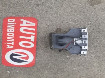 GRILA AER COTIERA( SPATE) AUDI A6 C6 OEM: 4F0819203.