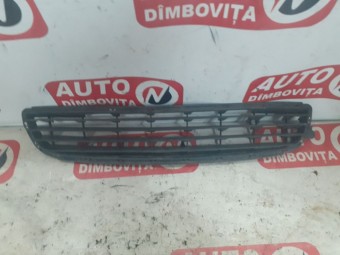 GRILA CENTRALA BARA FATA OPEL ZAFIRA B 