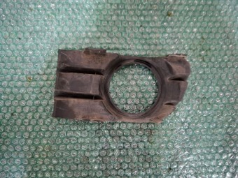 GRILA PROIECTOR DREAPTA RENAULT MEGANE II OEM: 8200115118.