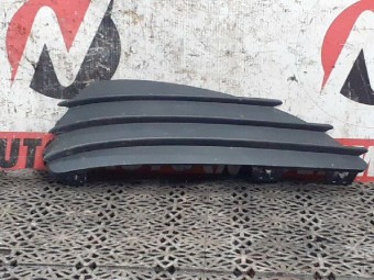 GRILA PROIECTOR OPEL ASTRA H OEM: 375768702.