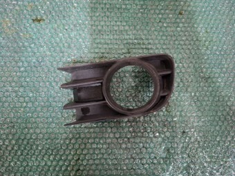 GRILA PROIECTOR STANGA RENAULT MEGANE II OEM: 8200115117.