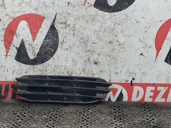 GRILA PROIECTOR STANGA SKODA OCTAVIA 