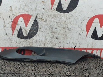 GRILA PROIECTOR STANGA VOLKSWAGEN JETTA IV OEM: 5C6853665A.