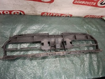 GRILA RADIATOR AUDI A4 B8 OEM: 8K0807233G.