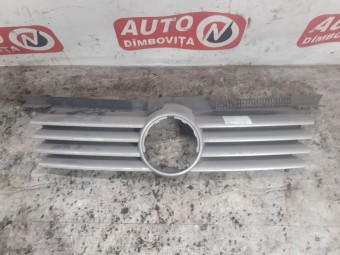 GRILA RADIATOR VOLKSWAGEN BORA OEM: 1J5853655C.
