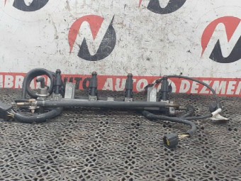 INJECTOR BENZINA FORD FOCUS 