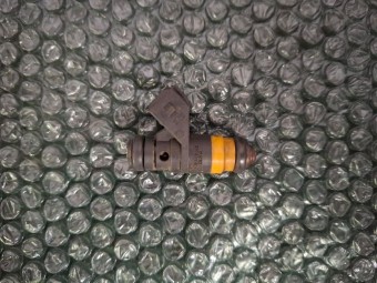 INJECTOR BENZINA RENAULT LAGUNA II OEM: 8200240488.