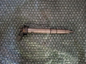 INJECTOR DIESEL AUDI A4 B8 OEM: 059130277AP.