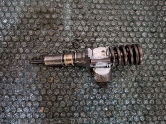 INJECTOR DIESEL AUDI A6 C6 OEM: 03G130073G.