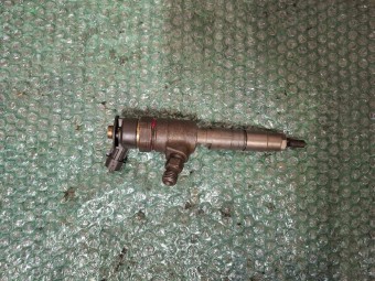 INJECTOR DIESEL FORD FIESTA VI OEM: 0445110339.