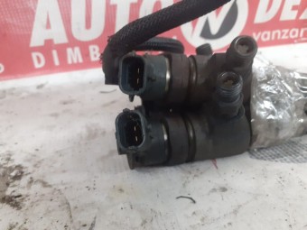 INJECTOR DIESEL PEUGEOT 206 OEM: 0445110252.