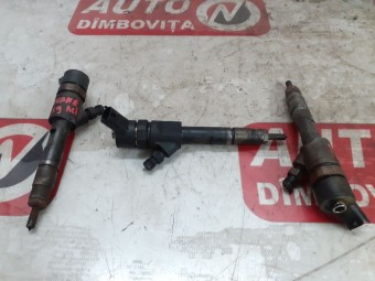 INJECTOR DIESEL RENAULT MEGANE III OEM: 0445110328.