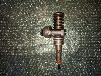 INJECTOR DIESEL SEAT IBIZA IV OEM: 038130073BP.
