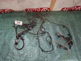 INSTALATIE SENZORI PARCARE FATA FORD FOCUS III OEM: BV6T-15K867-AAC.