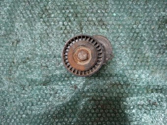 INTINZATOR CUREA SEAT CORDOBA OEM: 038903315AG.